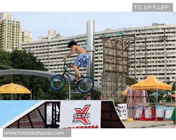 深圳攀岩队在极限运动会中以70分稳居积分榜首位 深圳攀岩队在极限运动会中以70分稳居积分榜首位