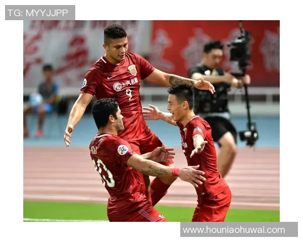 恒大淘宝与上港的巅峰对决谁能在中超赛场上书写新的传奇 恒大淘宝与上港的巅峰对决谁能在中超赛场上书写新的传奇