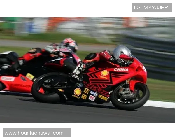 成都足球队在世界锦标赛中的比赛经验与表现深度分析