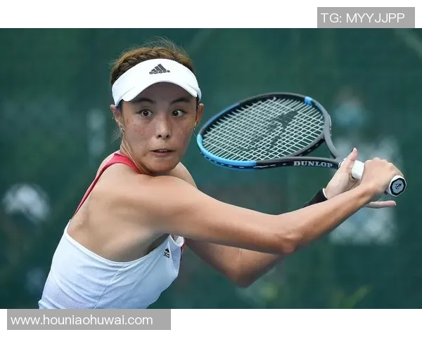 王蔷与韩馨蕴激战网球赛场谁将赢得这场精彩对决的胜利 王蔷与韩馨蕴激战网球赛场谁将赢得这场精彩对决的胜利